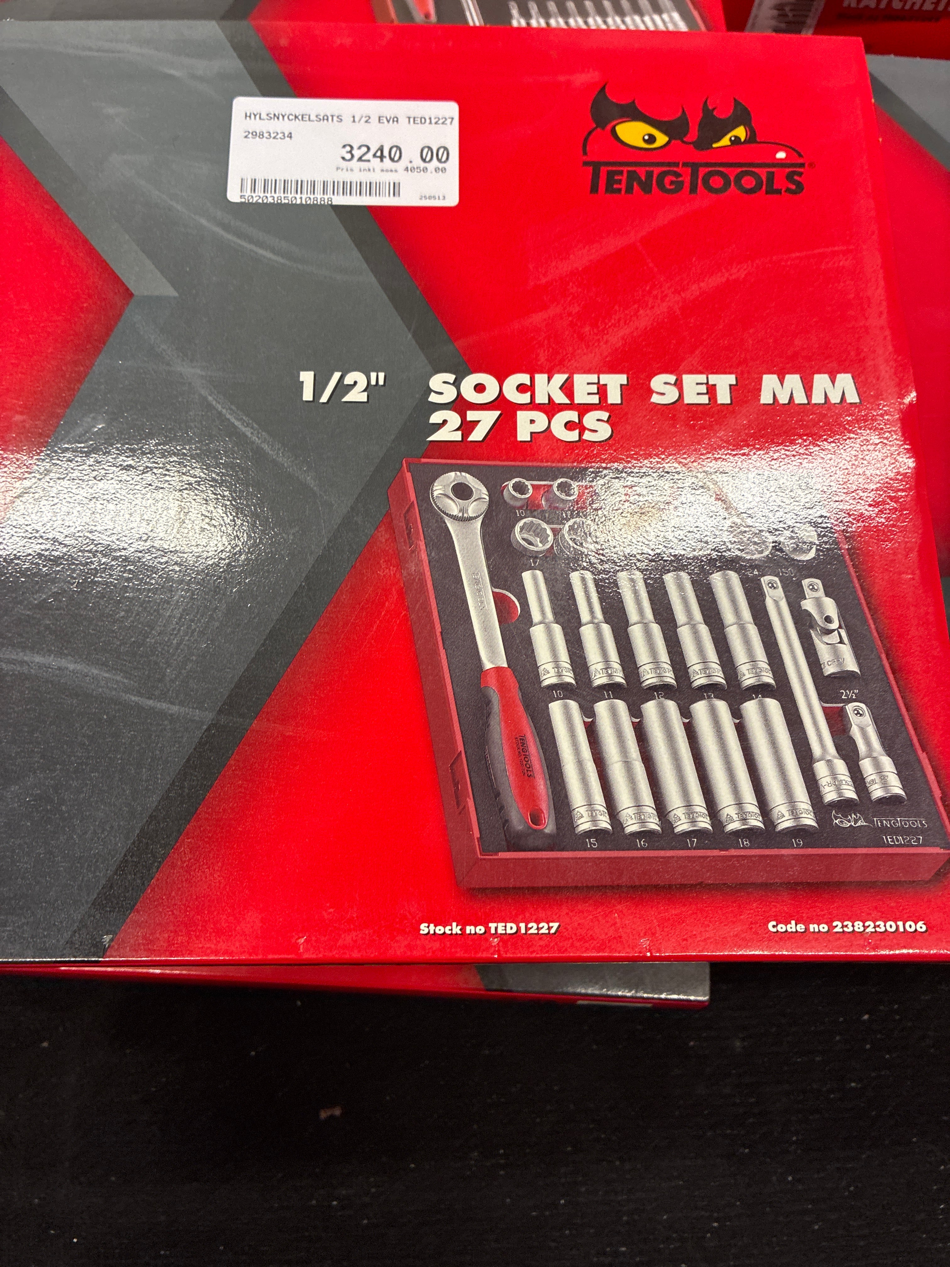 Hylsnyckelsats 1/2-tum, millimeter, 27 delar.