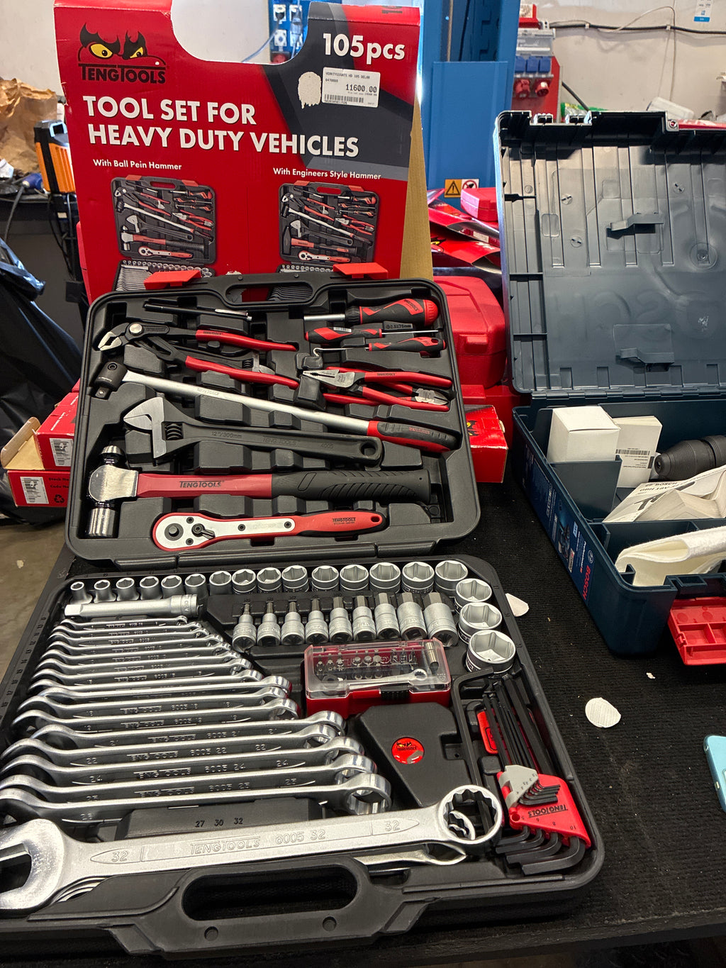 Komplett Verktygsätt  105 fem pcs