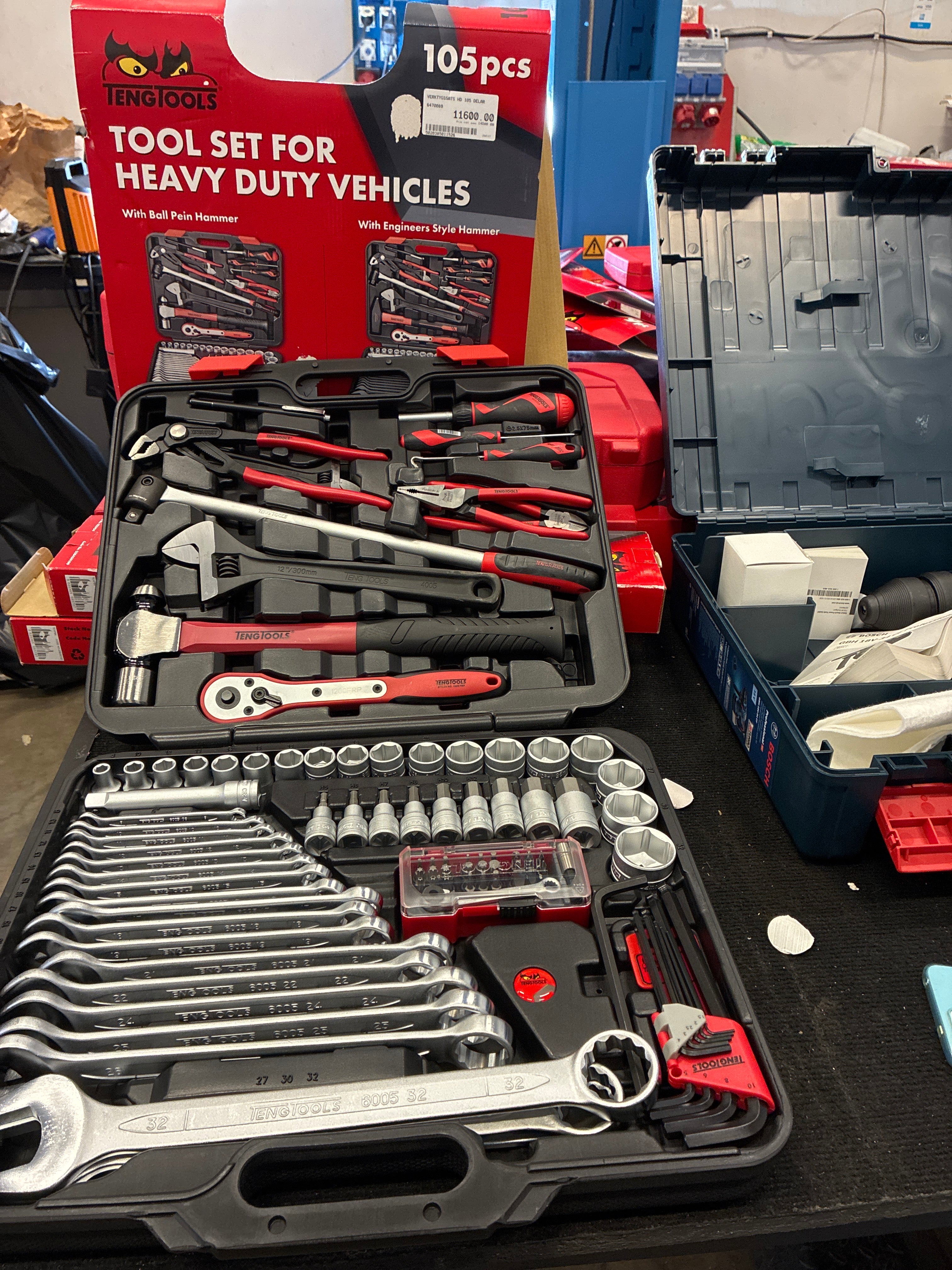 Komplett Verktygsätt  105 fem pcs